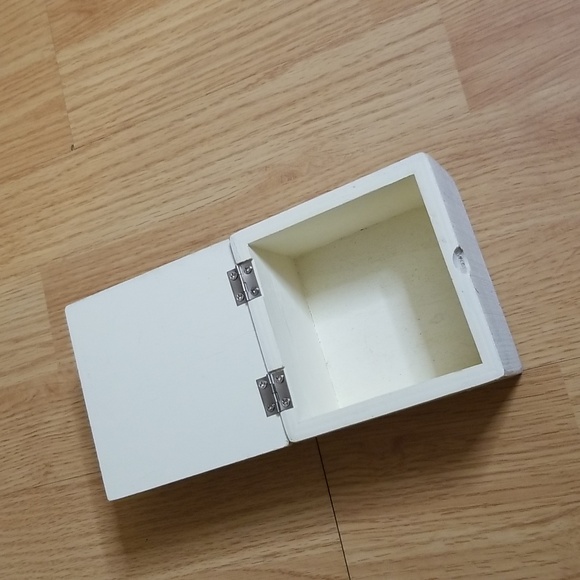 Keepsake Box - Picture 2 of 4